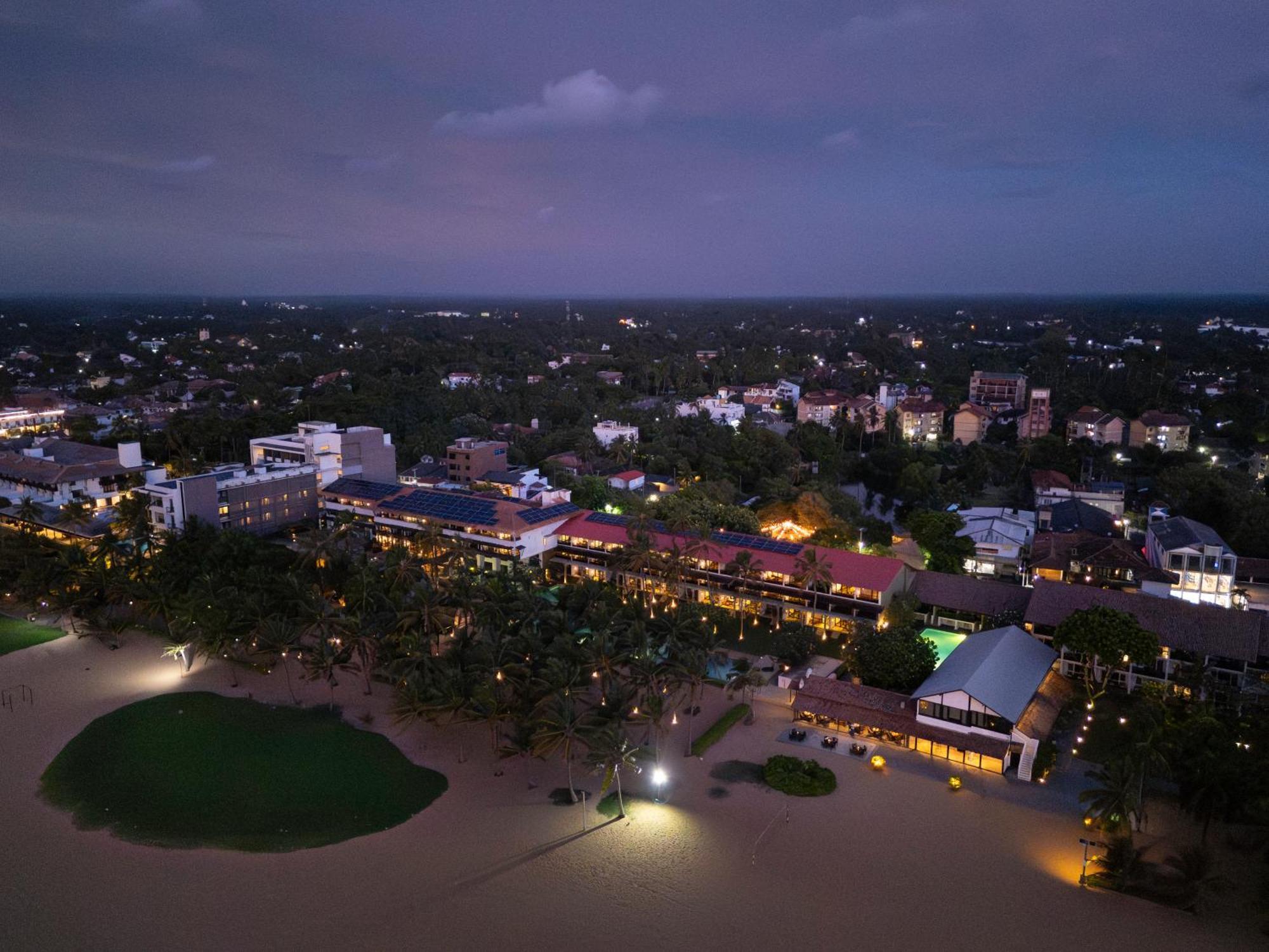 Jetwing Beach Негомбо Екстериор снимка